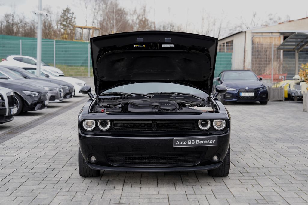 dodge-challenger-3-6-v6-automat-kuze-xenony - 9