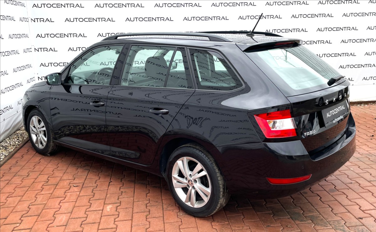 skoda-fabia-1-0-tsi-po-servisu-1-maj-cr - 5