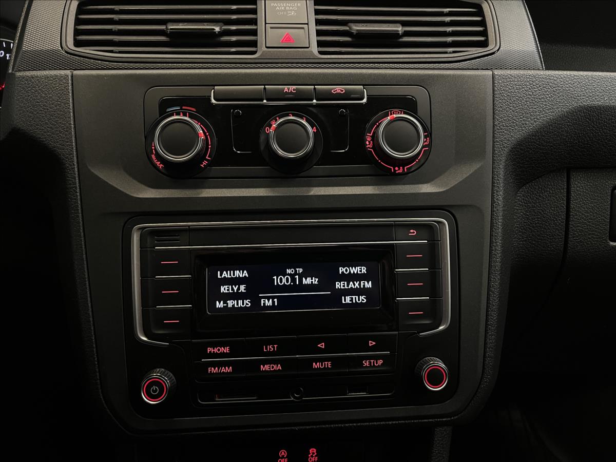 volkswagen-caddy-2-0-tdi-basic-4motion - 8