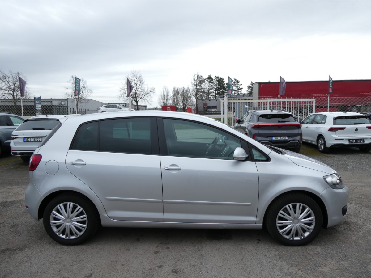 volkswagen-golf-plus-1-4-tsi-90w-digi-klima - 8