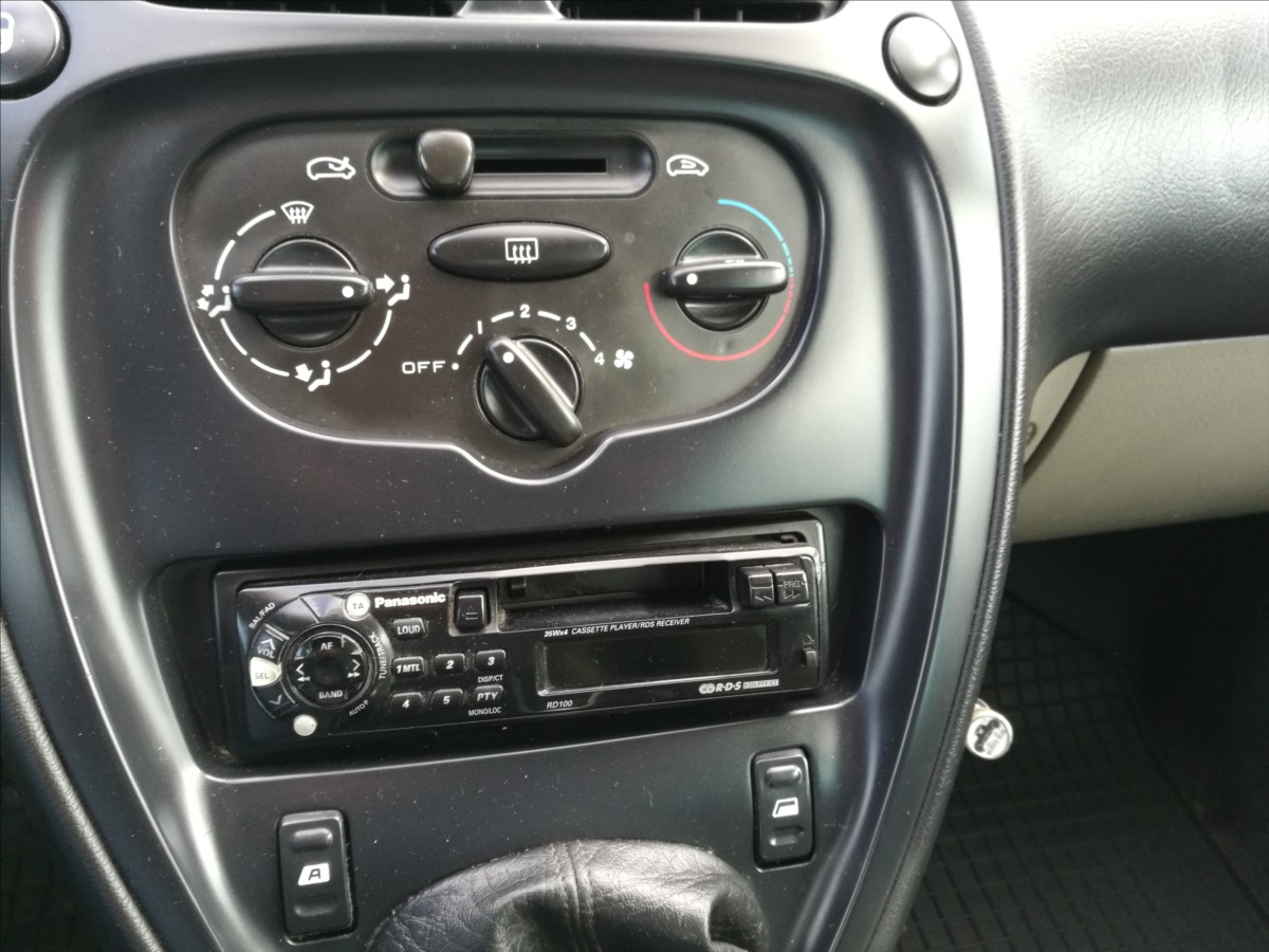 citroen-xsara-1-6-i-picasso - 6