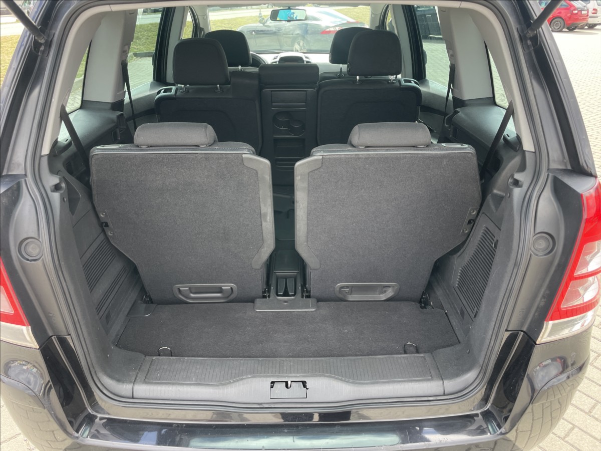 opel-zafira-1-6-i-16v-85kw-7mist-tazne-top-stav - 9