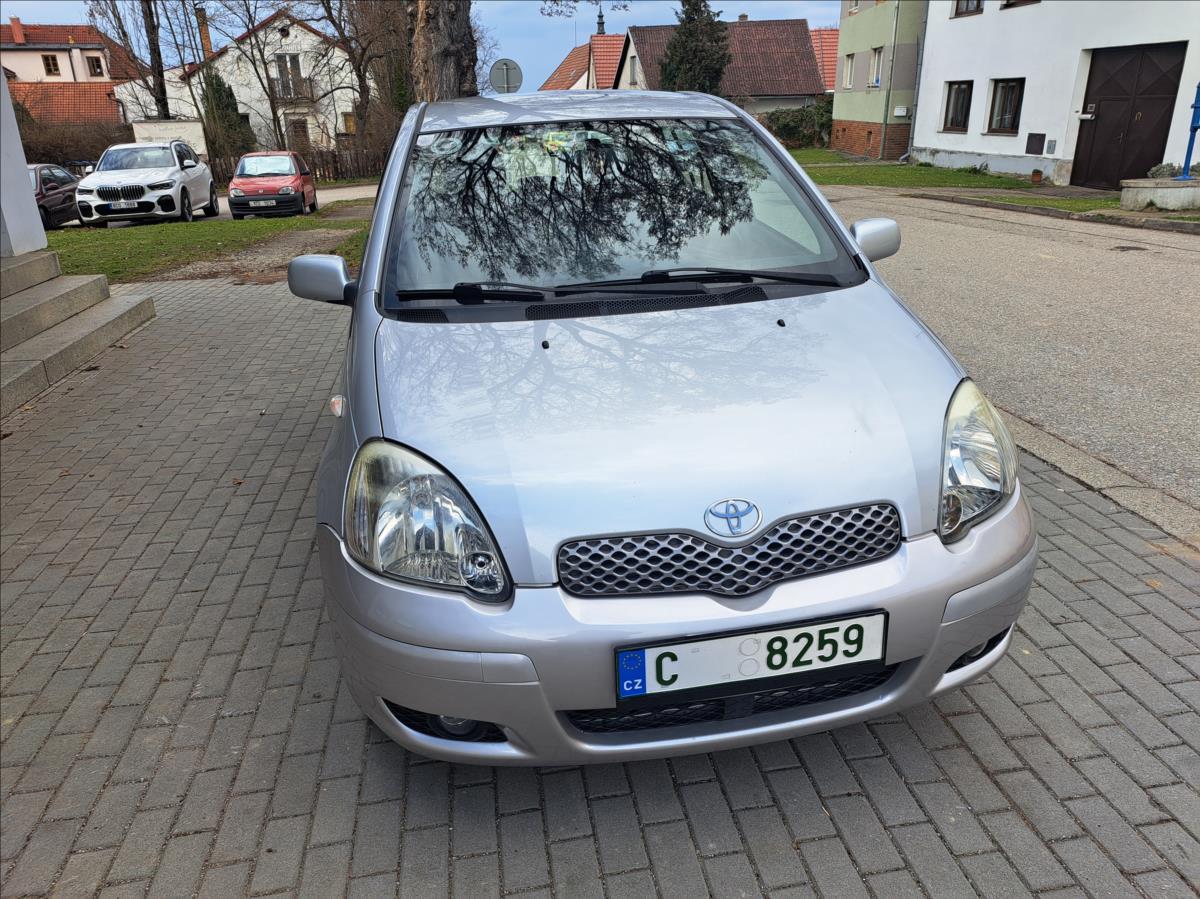 toyota-yaris-1-4-d-4d - 1