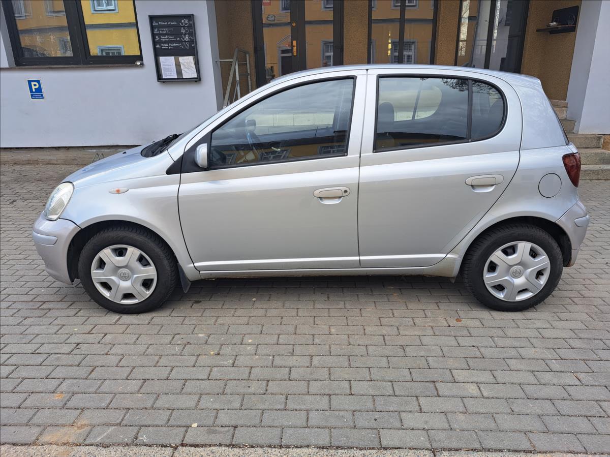 toyota-yaris-1-4-d-4d - 5