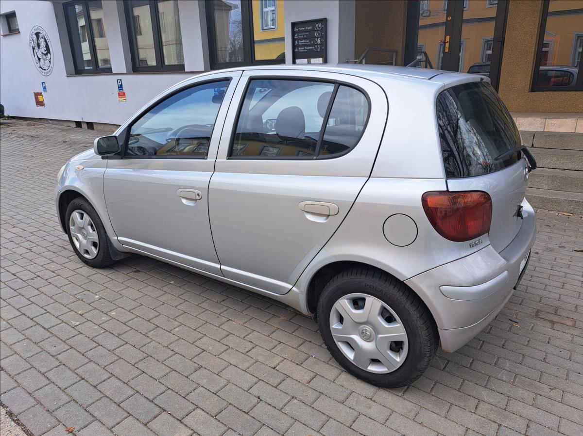toyota-yaris-1-4-d-4d - 6