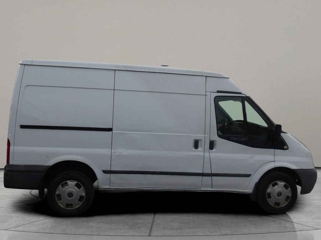 ford-transit-2-2tdci-cr-1-majitel - 6