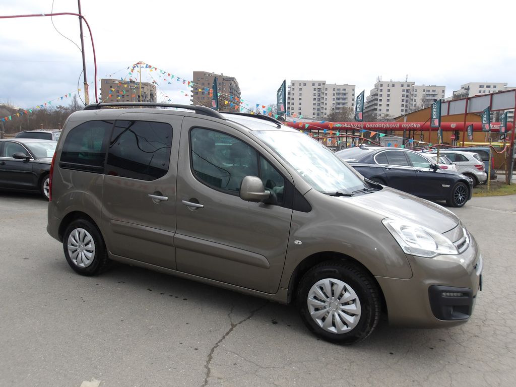 peugeot-partner-tepee-1-6hdi-cr-1-maj-21-dph - 5