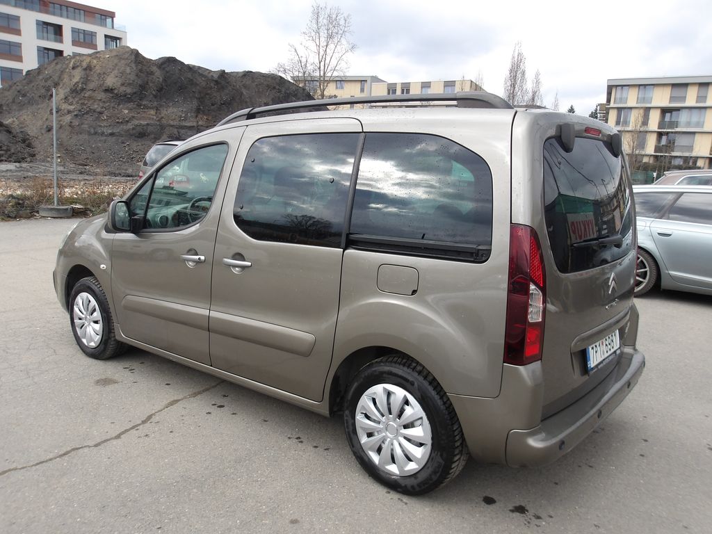 peugeot-partner-tepee-1-6hdi-cr-1-maj-21-dph - 9