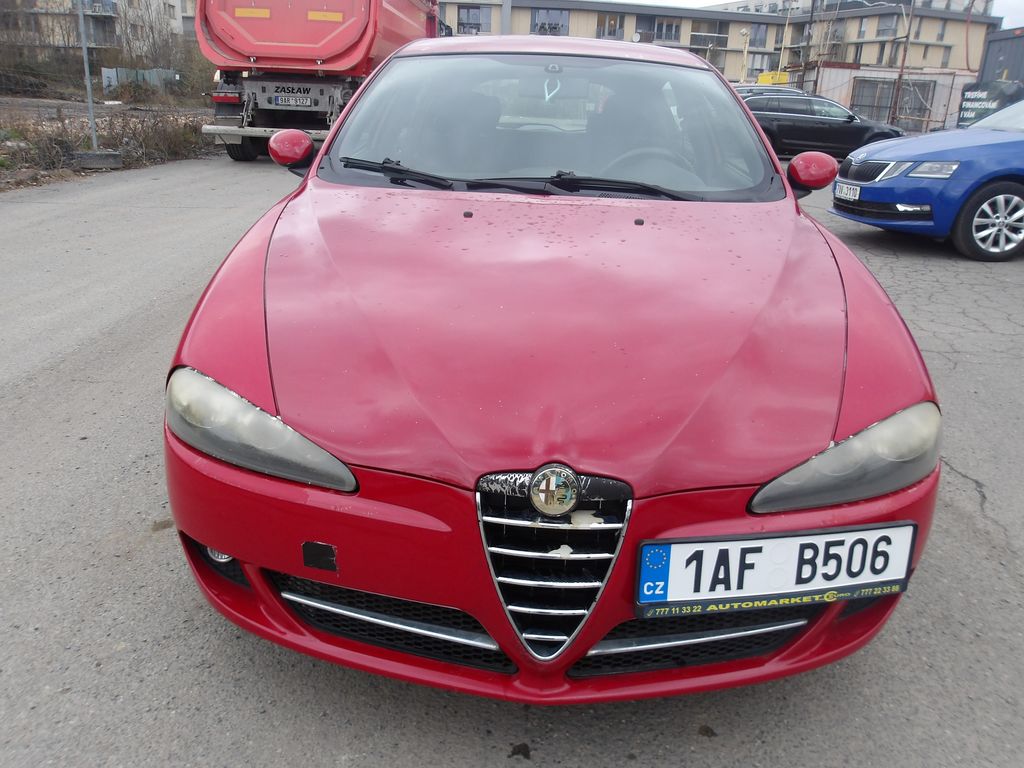 alfa-romeo-147-1-6i-77kw-lpg - 5