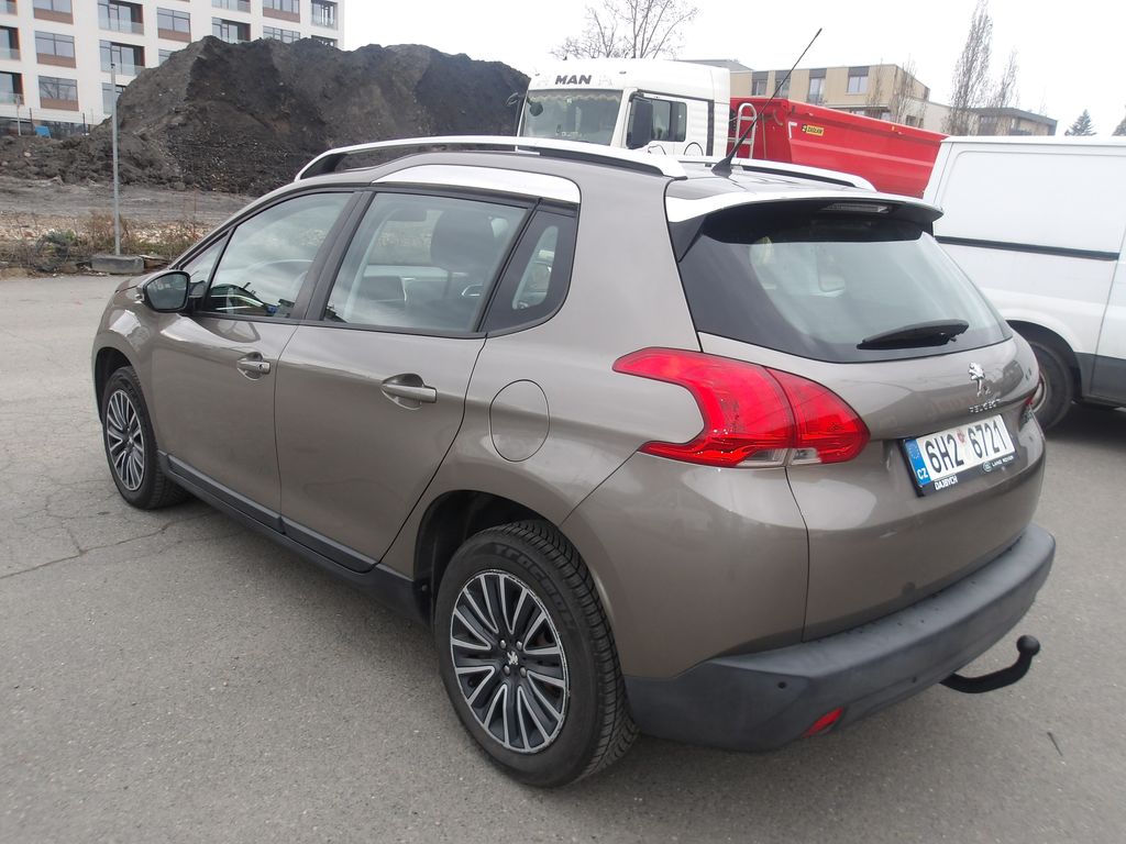 peugeot-2008-1-2icr-naj-141000-km - 3