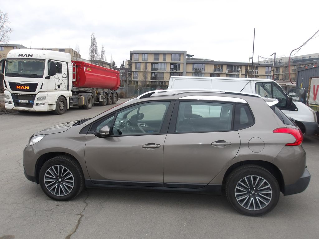 peugeot-2008-1-2icr-naj-141000-km - 5