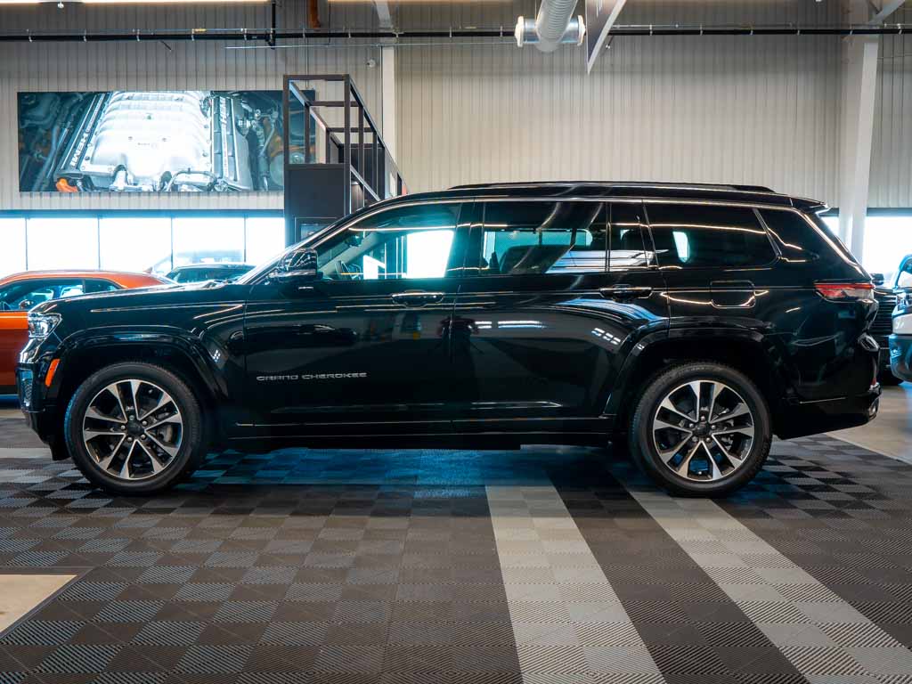 jeep-grand-cherokee-5-7-v8-overland-l-headup - 1