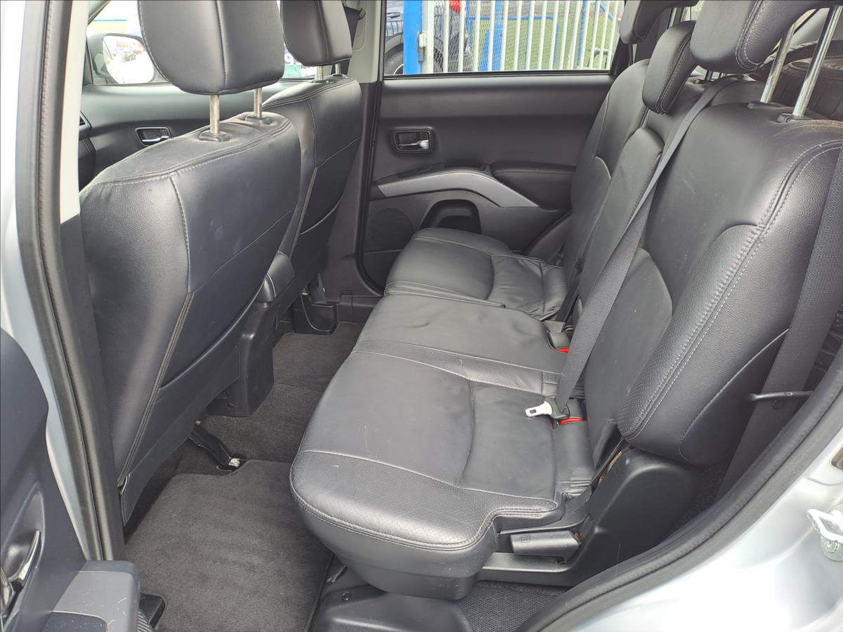 peugeot-4007-2-2-hdi-4wd-kuze - 5