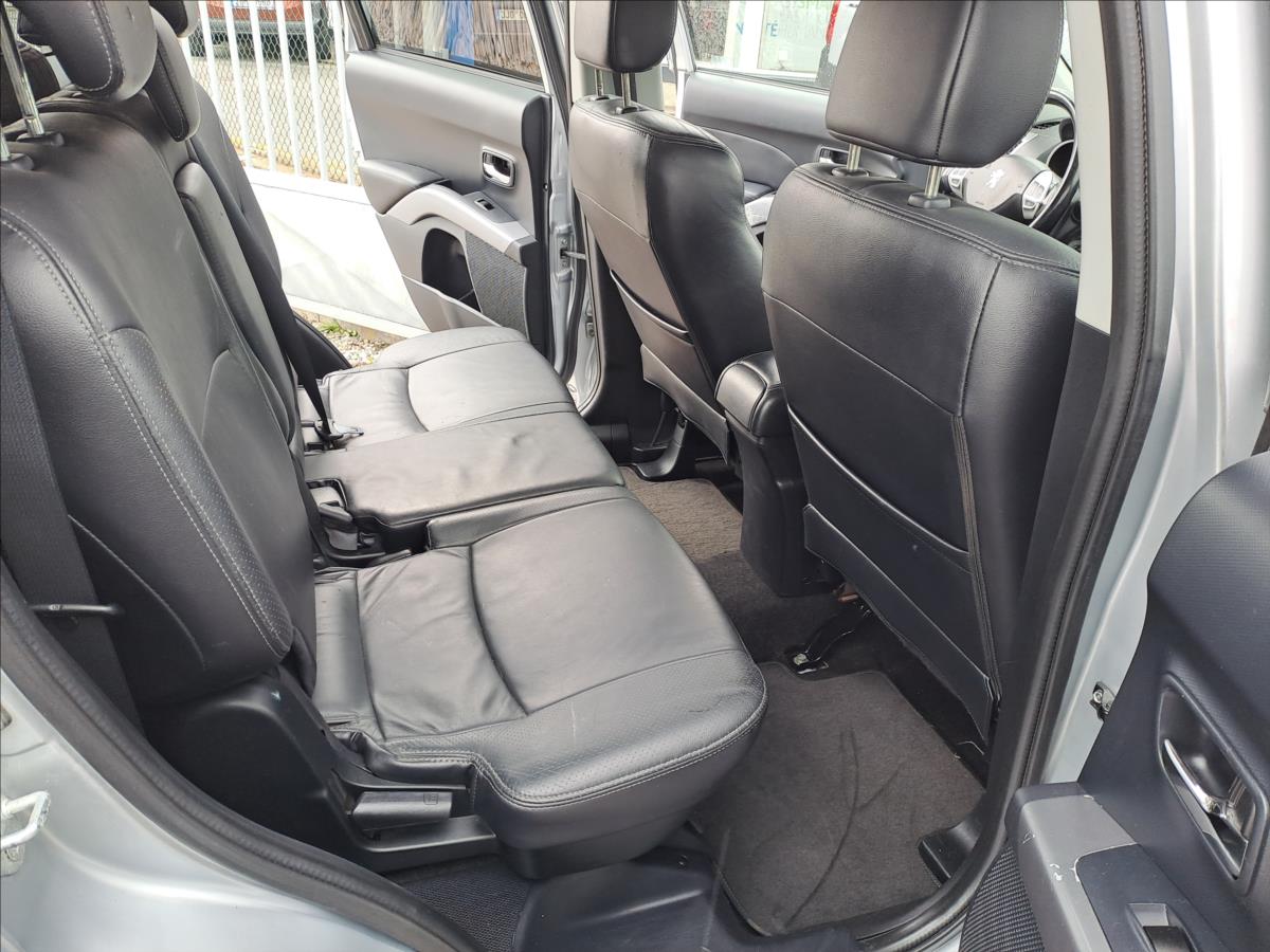 peugeot-4007-2-2-hdi-4wd-kuze - 6