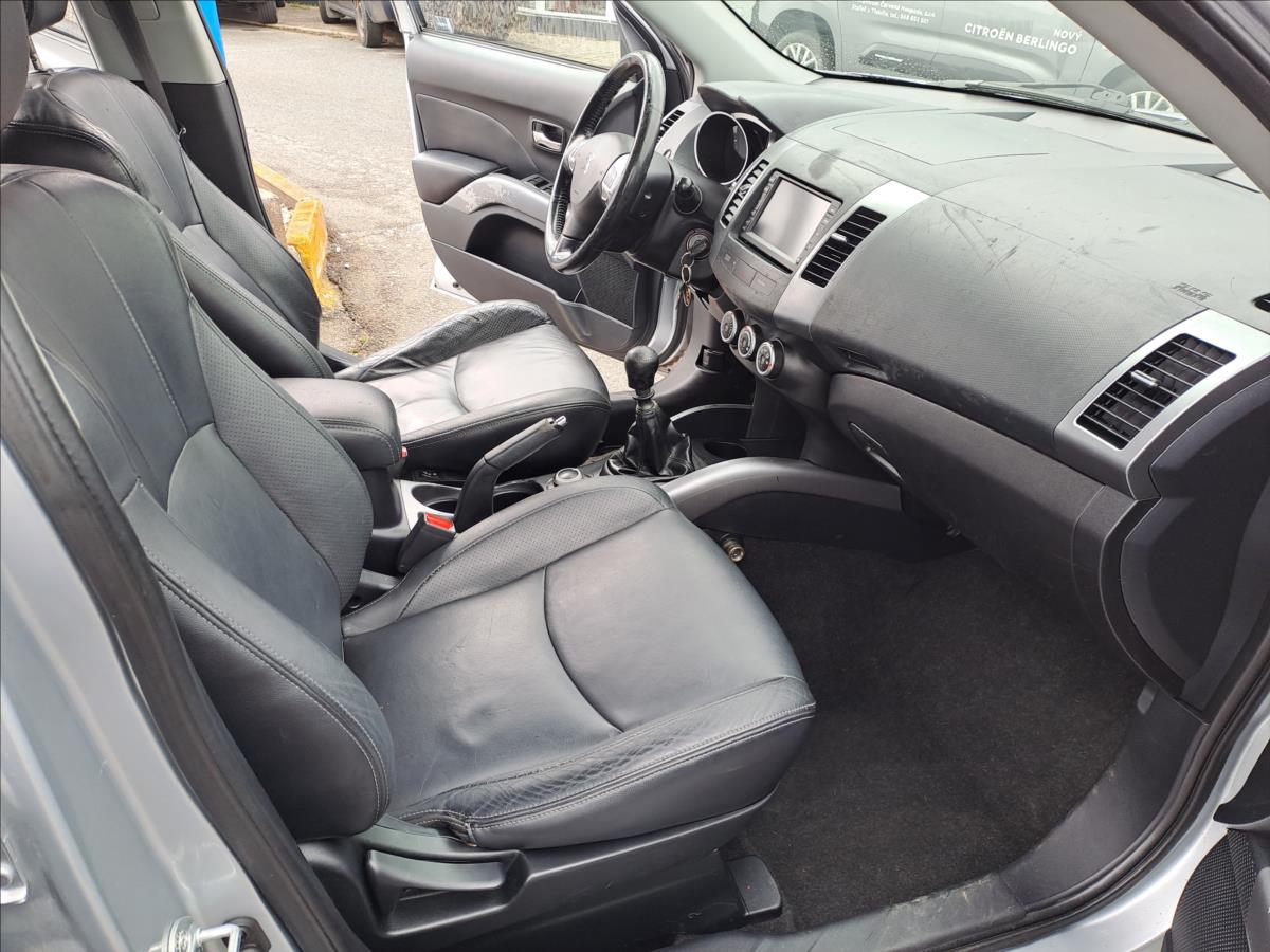 peugeot-4007-2-2-hdi-4wd-kuze - 7