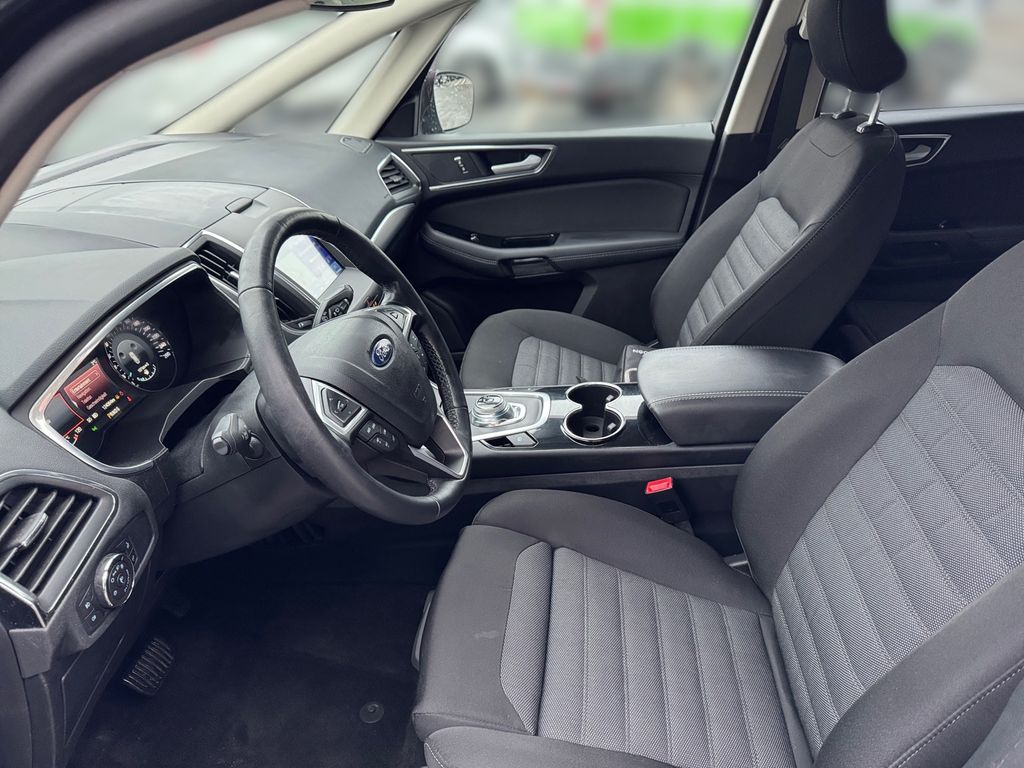 ford-s-max-titanium-zaruka-od-ford-67 - 6