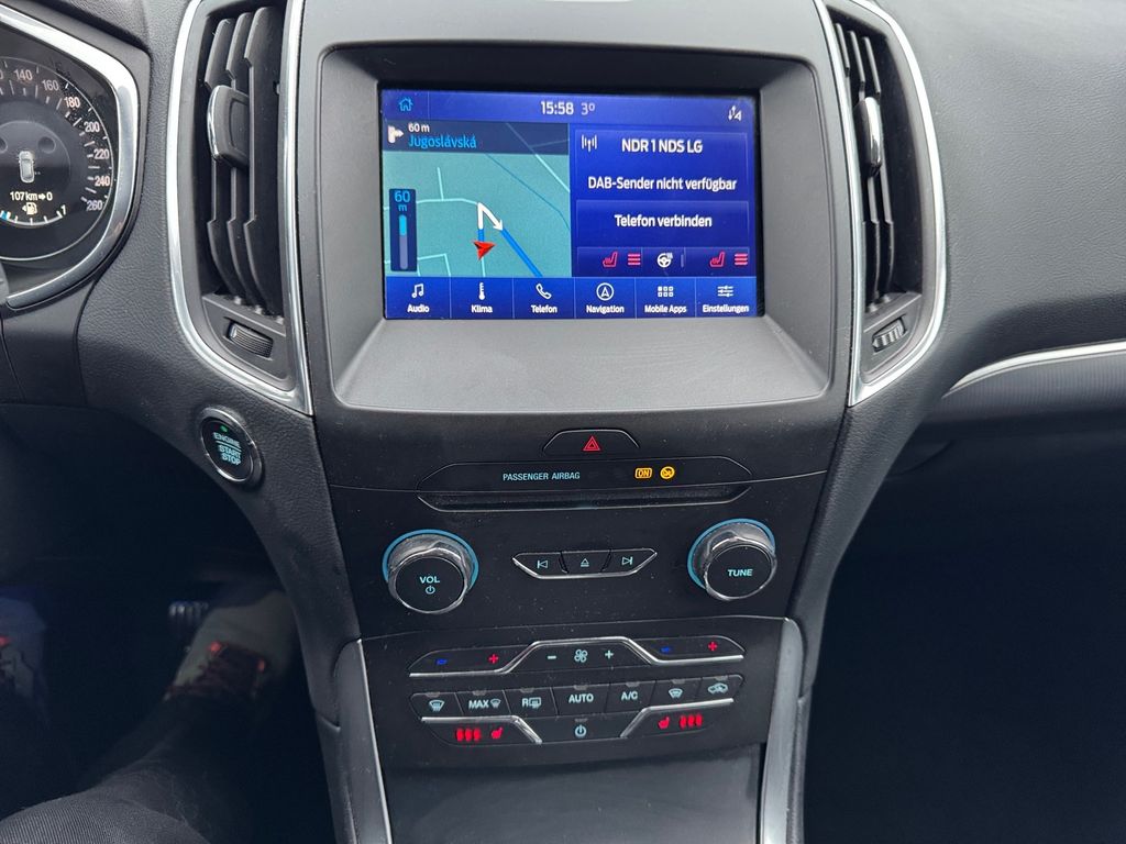 ford-s-max-titanium-zaruka-od-ford-67 - 8