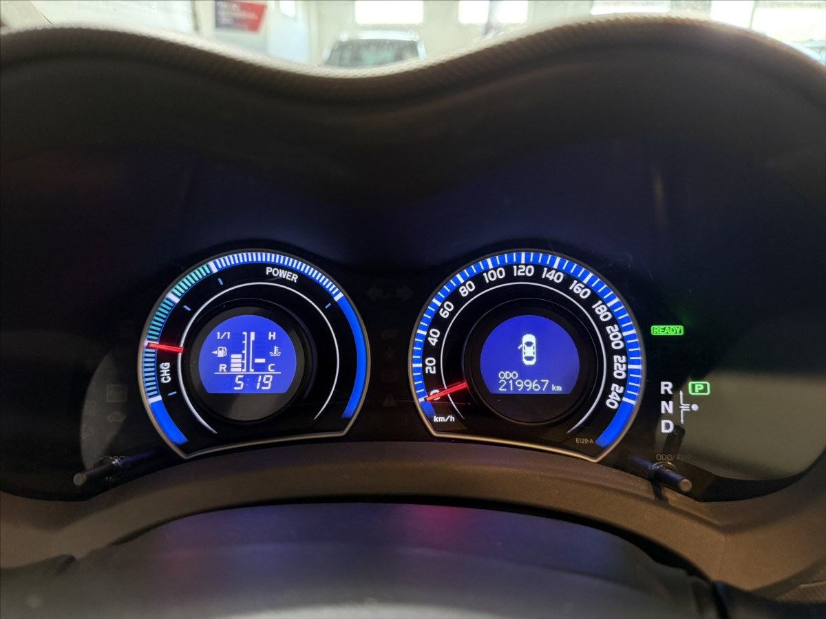 toyota-auris-1-8-hybrid-automat-stk-alu - 9