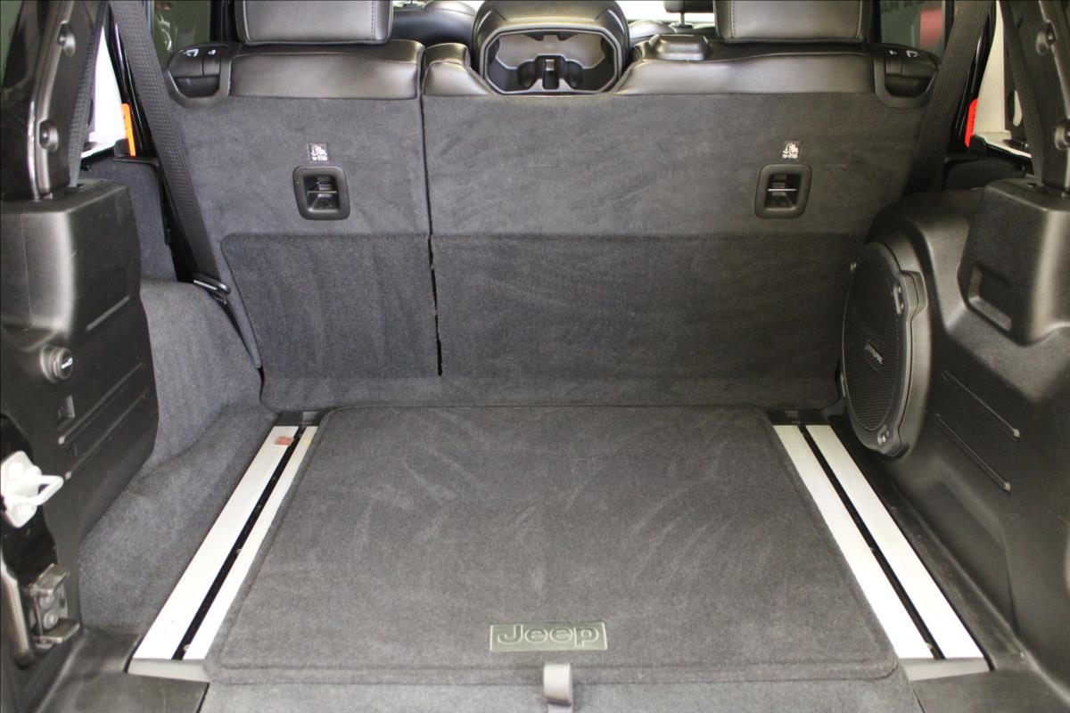 jeep-wrangler-2-0-t-unlimited-rubicon-cz - 7