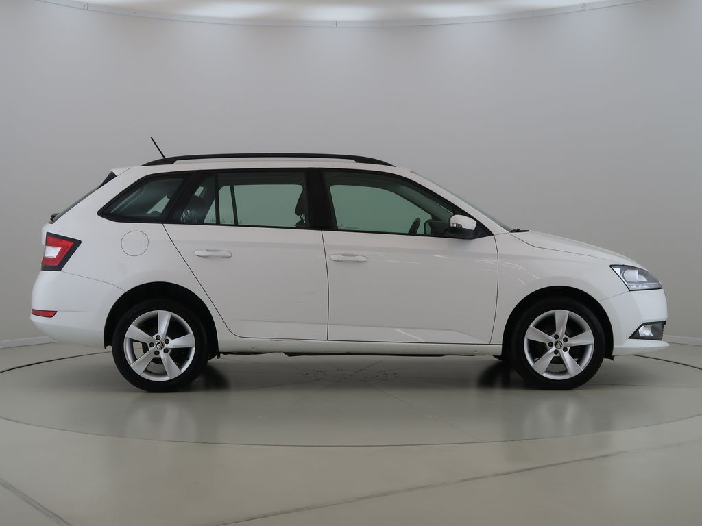 skoda-fabia-1-0tsi-cz-1maj-dph-ambition - 3