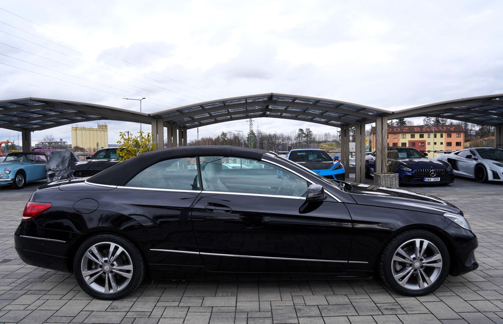 mercedes-benz-tridy-e-200-cgi-cabrio-avangarde-kuze - 6