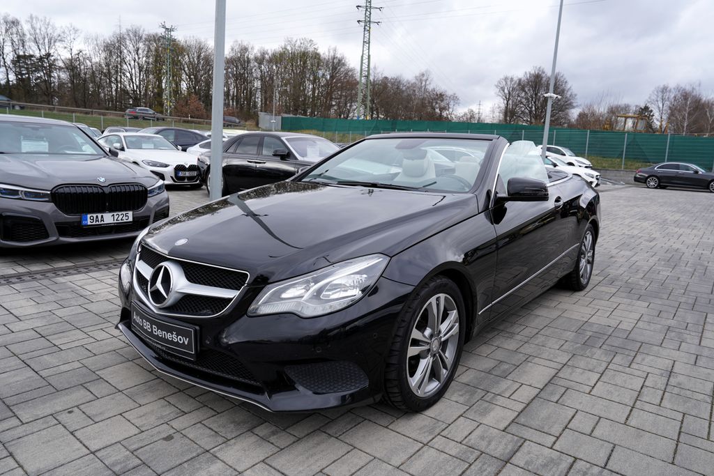 mercedes-benz-tridy-e-200-cgi-cabrio-avangarde-kuze - 8