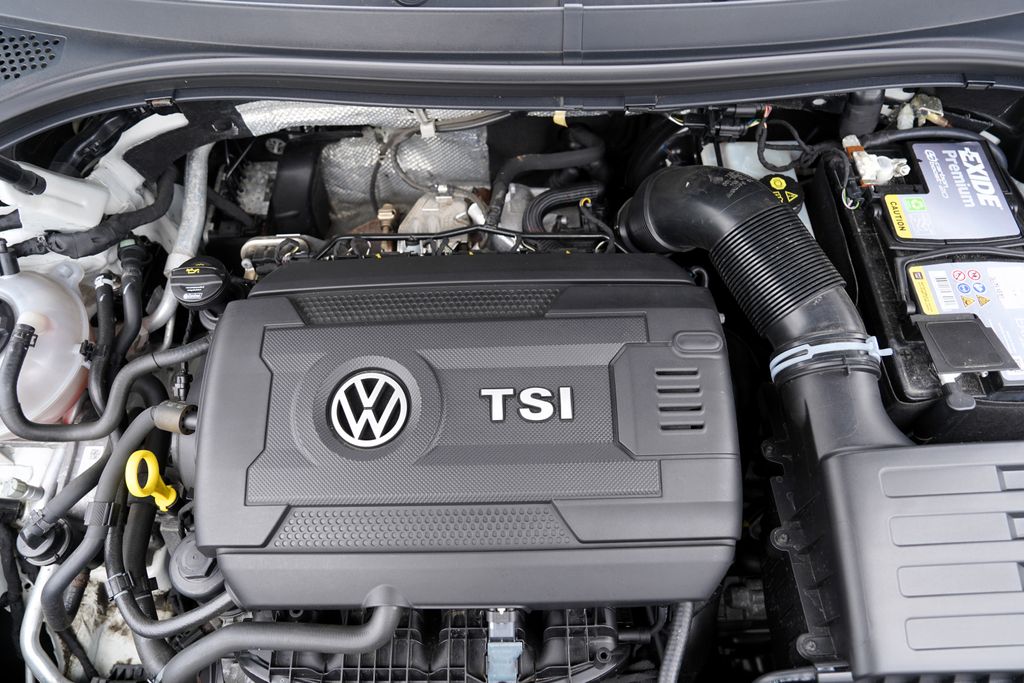 volkswagen-tiguan-2-0-tsi-4motion-dsg-r-line-cr - 9
