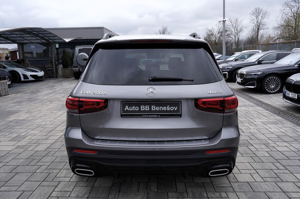 mercedes-benz-glb-200d-4matic-amg-at-150-ps-led - 4