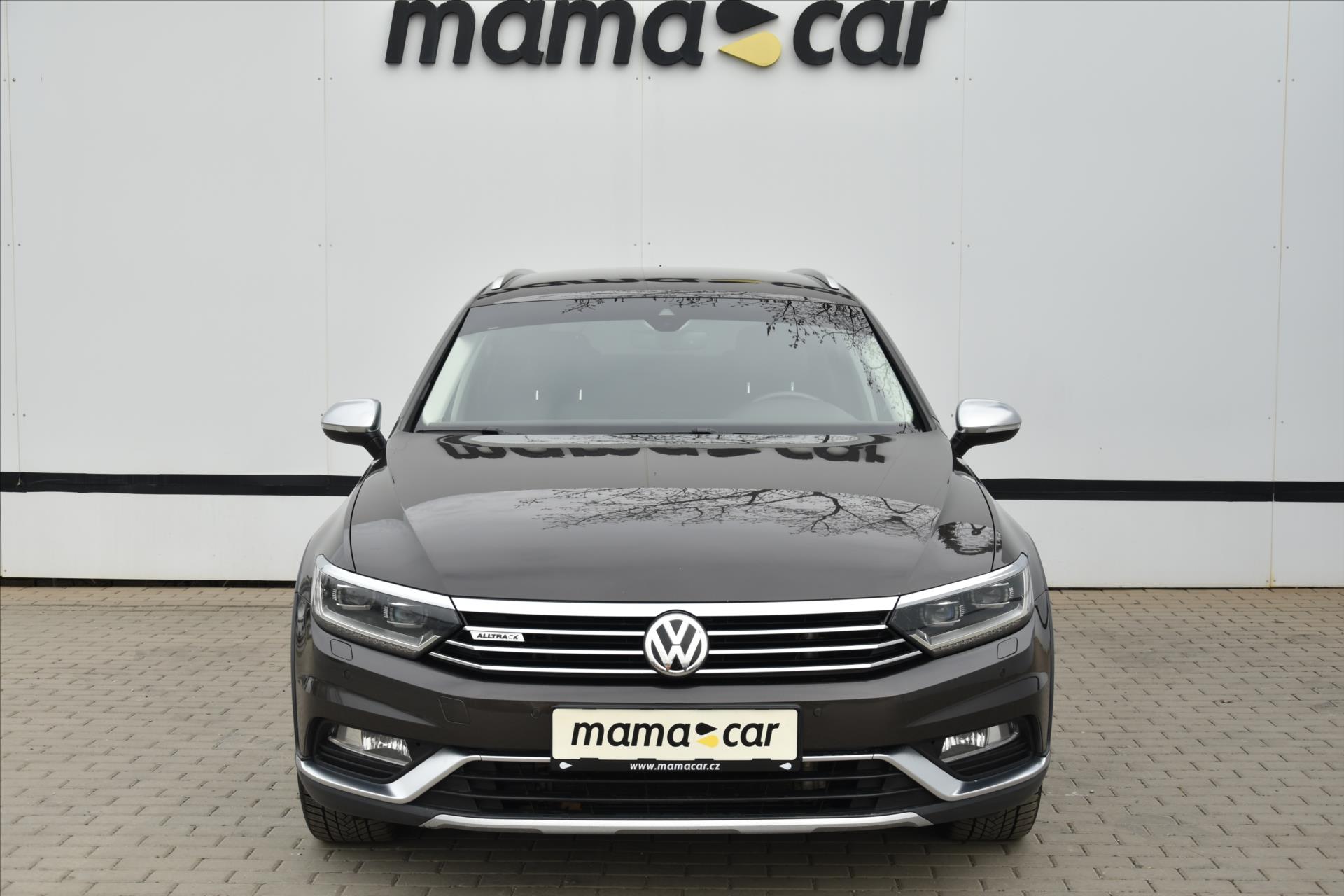 volkswagen-passat-2-0tdi-140kw-4motion-alltrack - 1