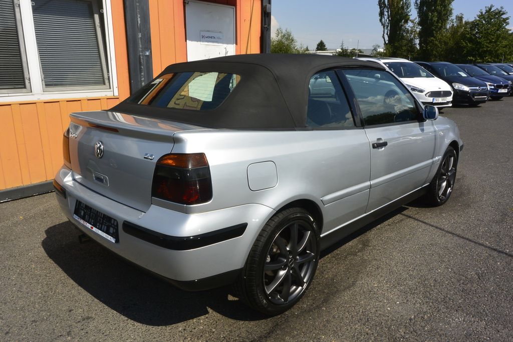volkswagen-golf-2-0i - 4