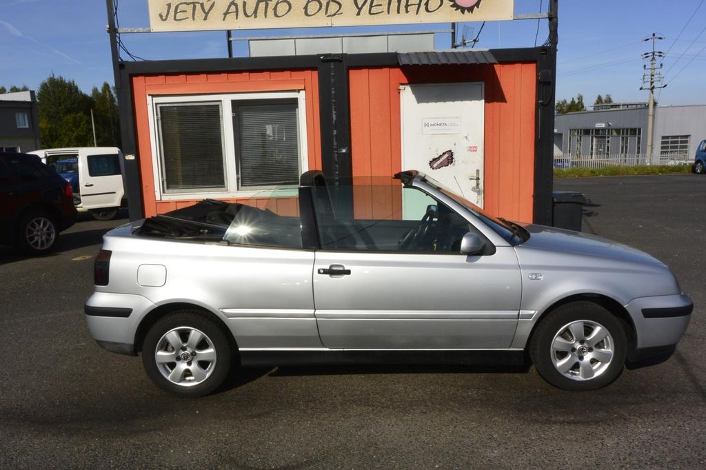 volkswagen-golf-2-0i - 7