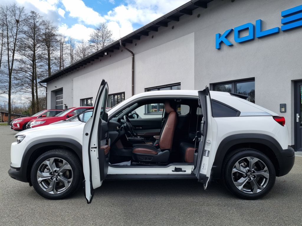 mazda-mx-30-e-skyaktiv-ev-odpocet-dph - 3