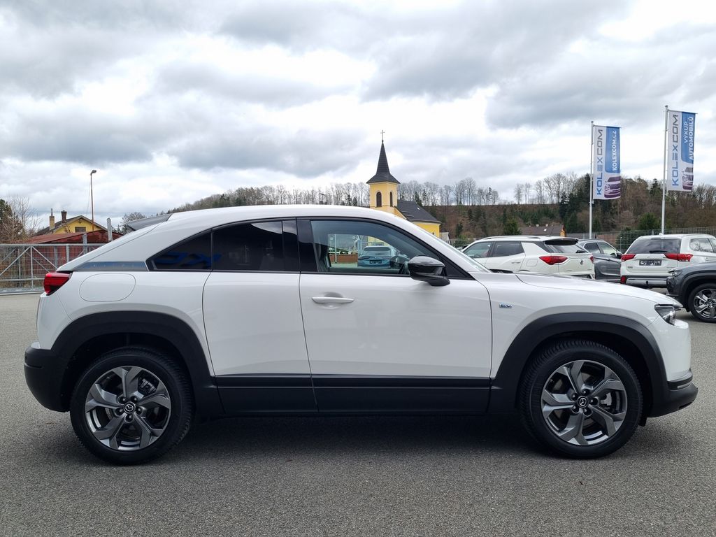 mazda-mx-30-e-skyaktiv-ev-odpocet-dph - 7