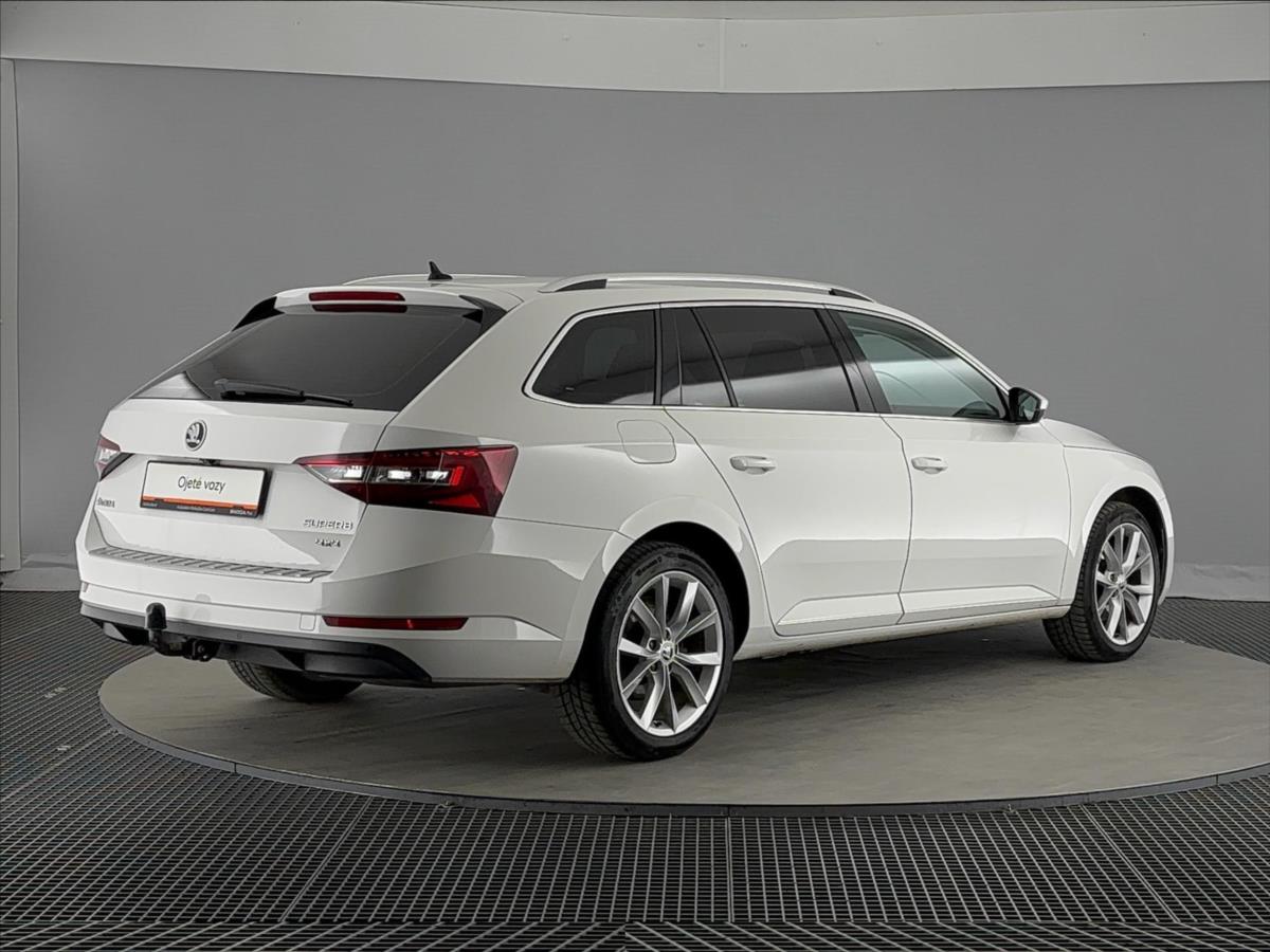 skoda-superb-2-0-tdi-style-6dsg-4x4 - 1