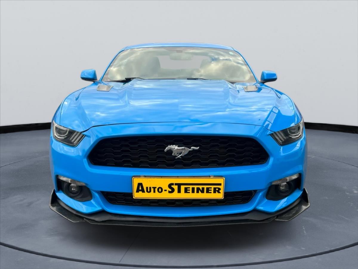 Ford Mustang 2,3 EcoBoost Manuál