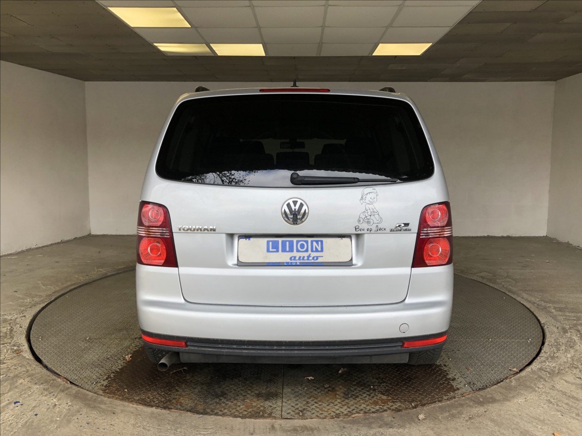 volkswagen-touran-2-0-cng-united - 5