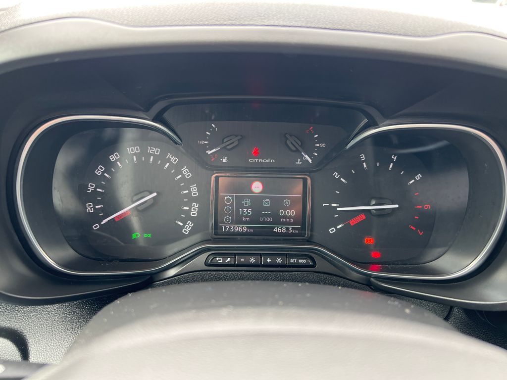 citroen-berlingo-1-5-hdi-131k-servis-zaruka - 9