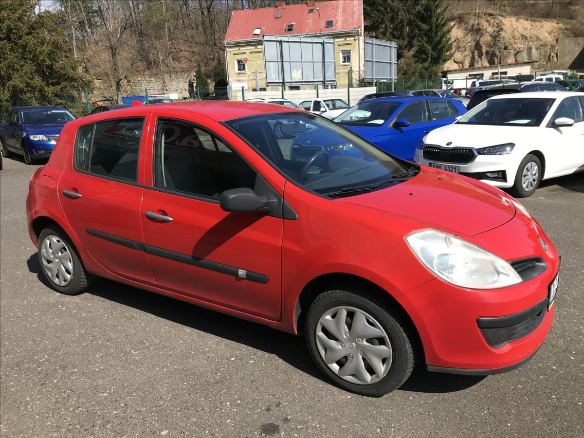 renault-clio-1-2-i-48kw-5dv-ac - 3
