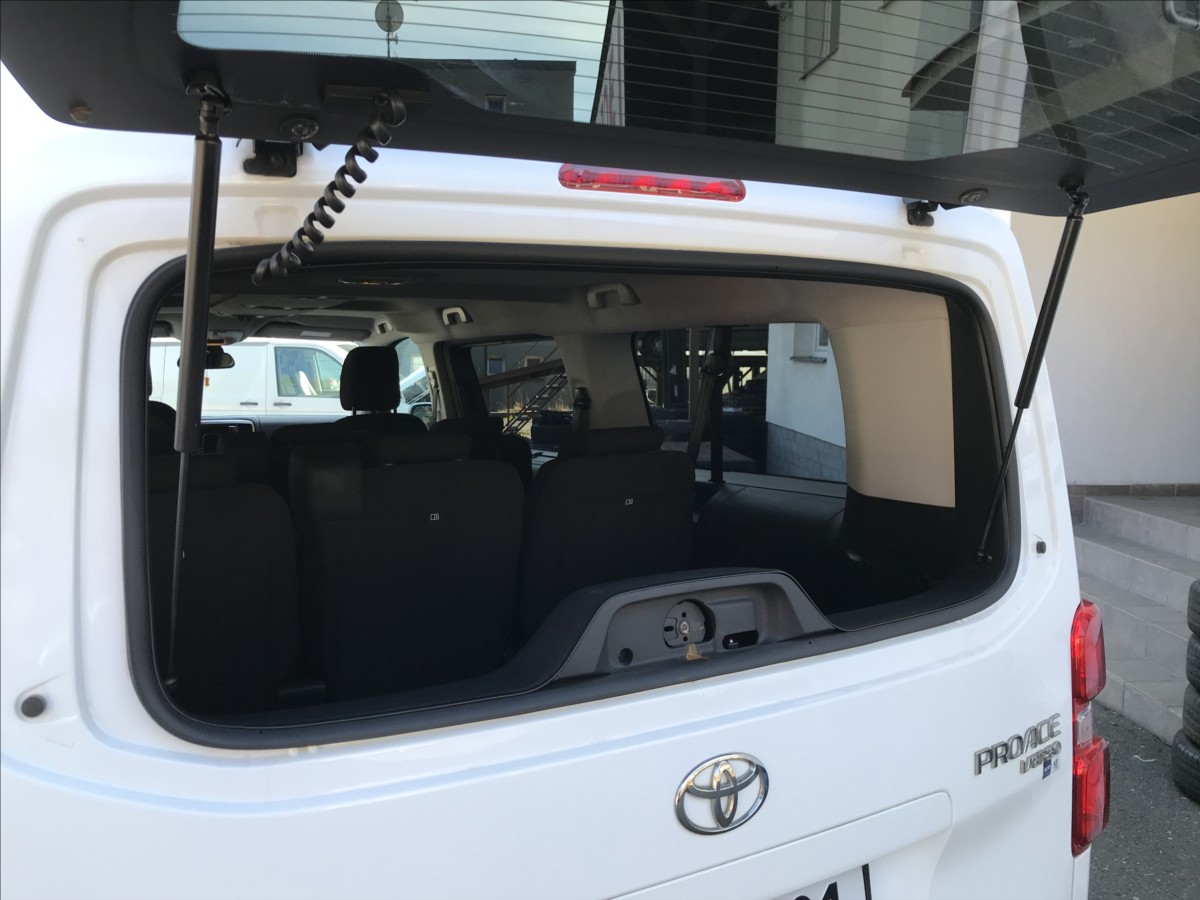 toyota-proace-2-0-d-4d-150k-l2-shuttle-8mist - 5