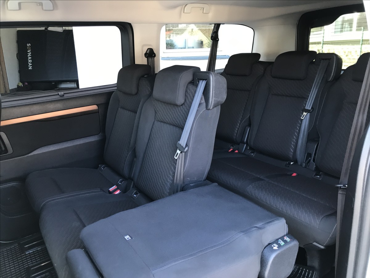 toyota-proace-2-0-d-4d-150k-l2-shuttle-8mist - 7