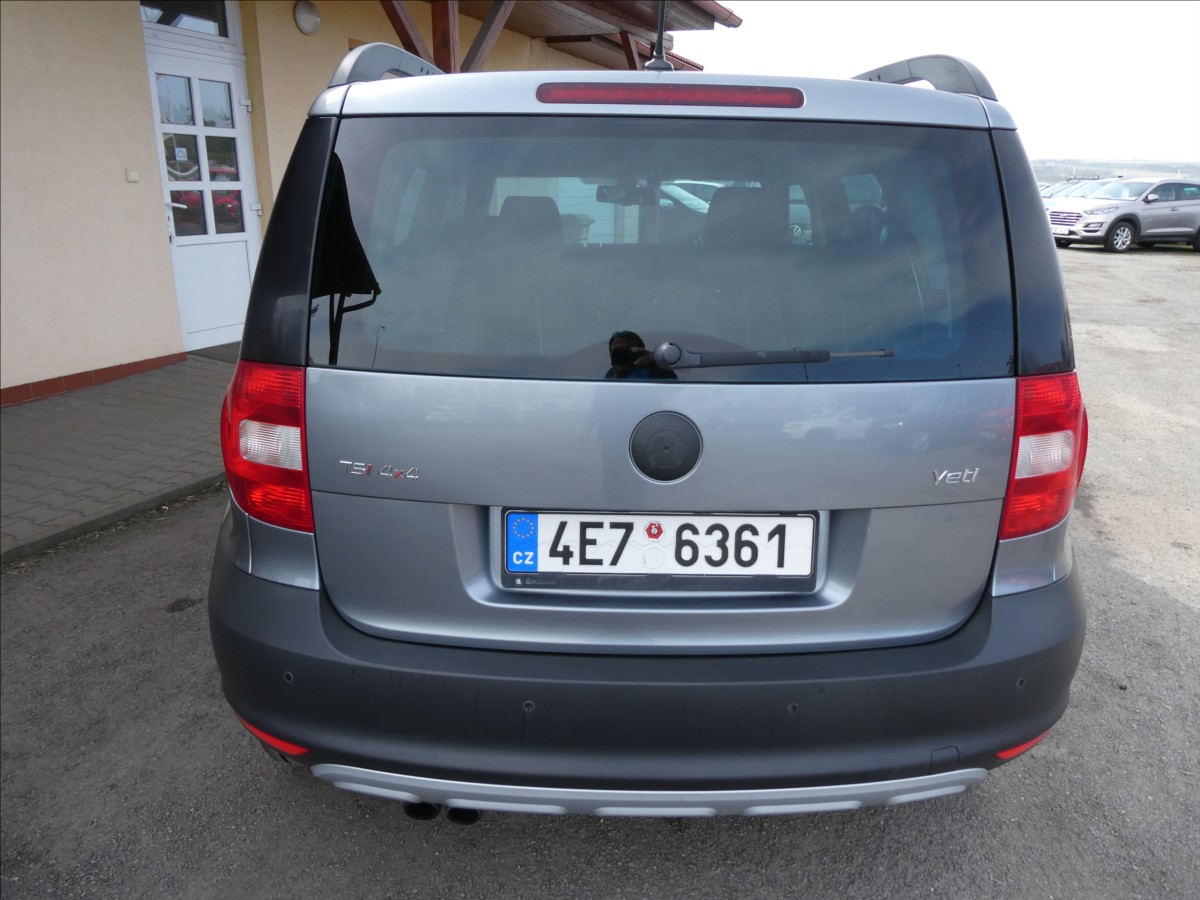 skoda-yeti-1-8-tsi-118-kw-experience-4x4 - 8