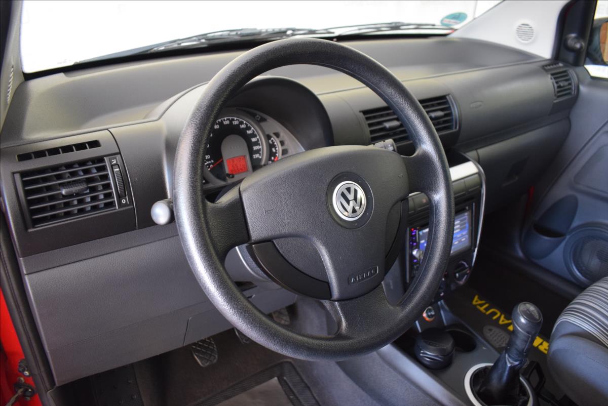 volkswagen-fox-1-2-htp-po-servisu-po-tk - 7