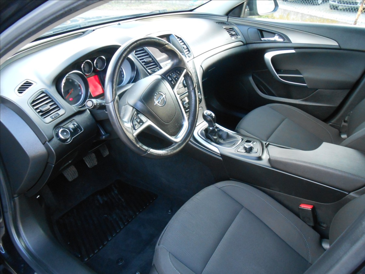 opel-insignia-1-6-85-kw-klima-serviska - 7