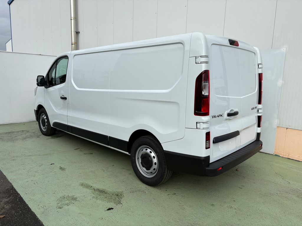 renault-trafic-2-0dci-do-2-49t-spani-topeni - 3