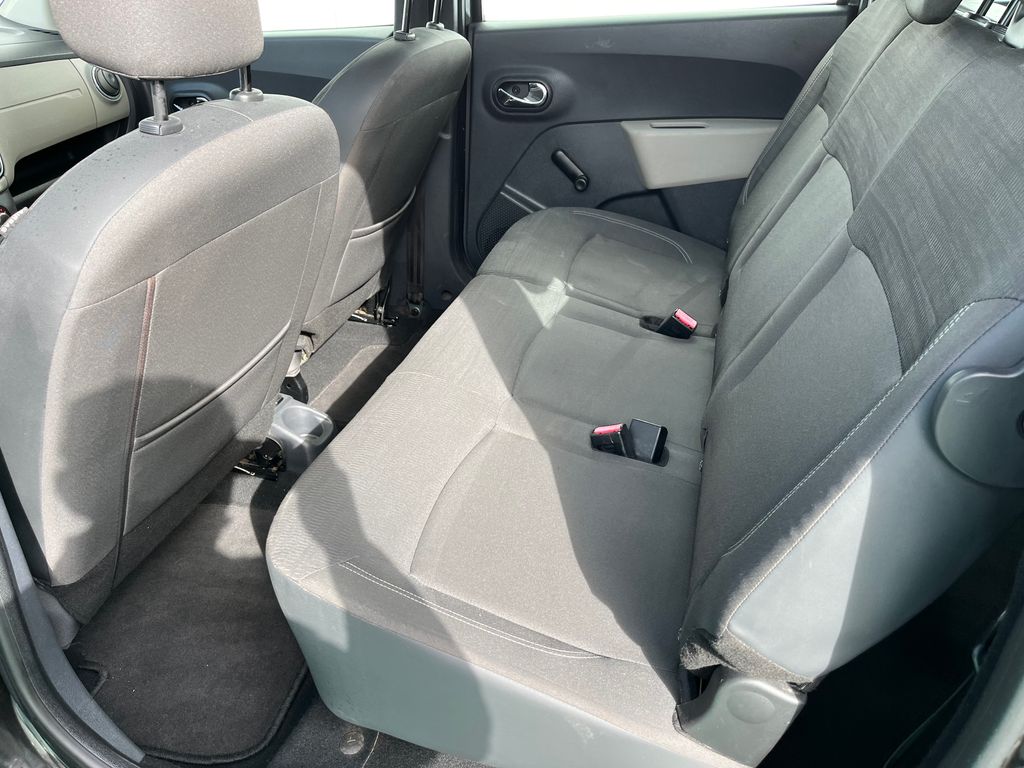 dacia-lodgy-1-5dci-klima-navi-tazne - 6