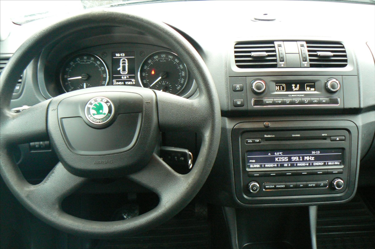 skoda-roomster-1-6-tdi-family - 9