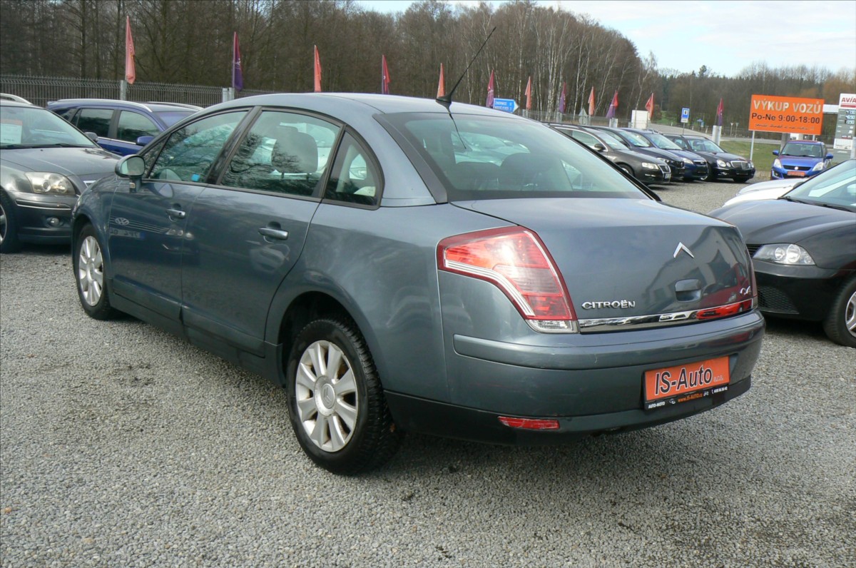 citroen-c4-1-6-i-16v-1-majitel-cr - 3