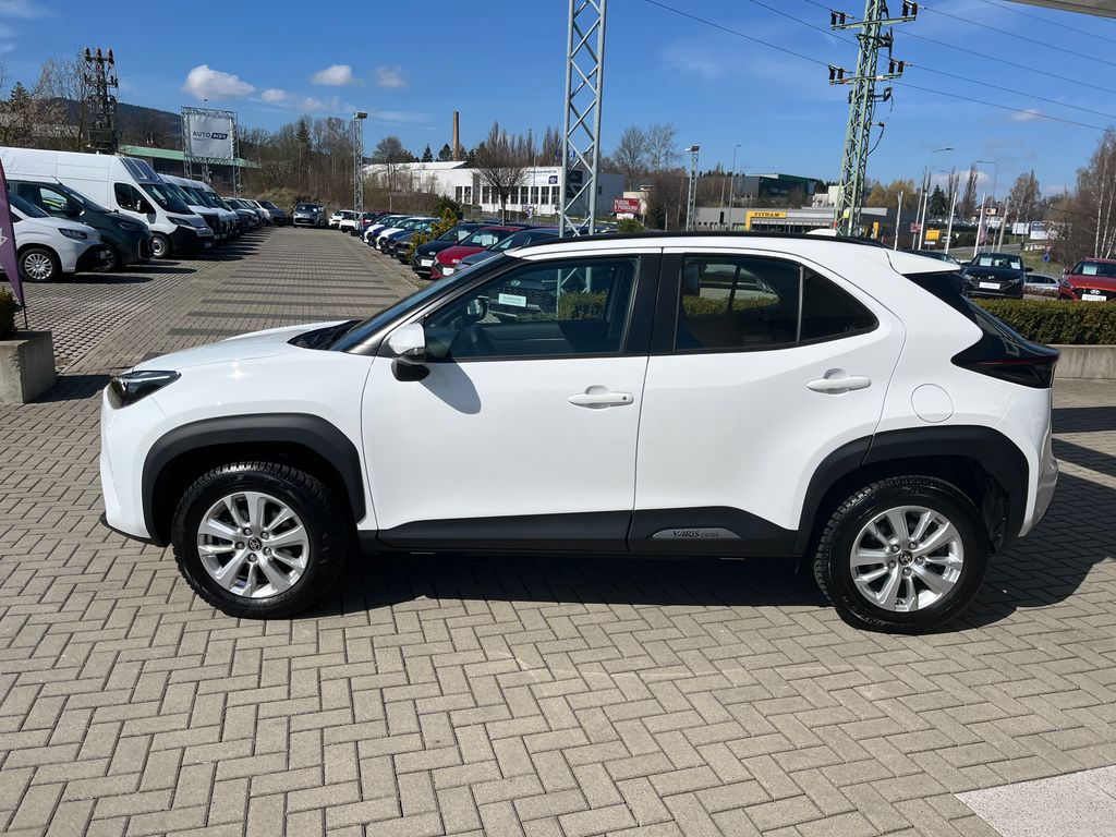 toyota-yaris-cross-1-5-hybrid-e-cvt-4x4-comfort - 2