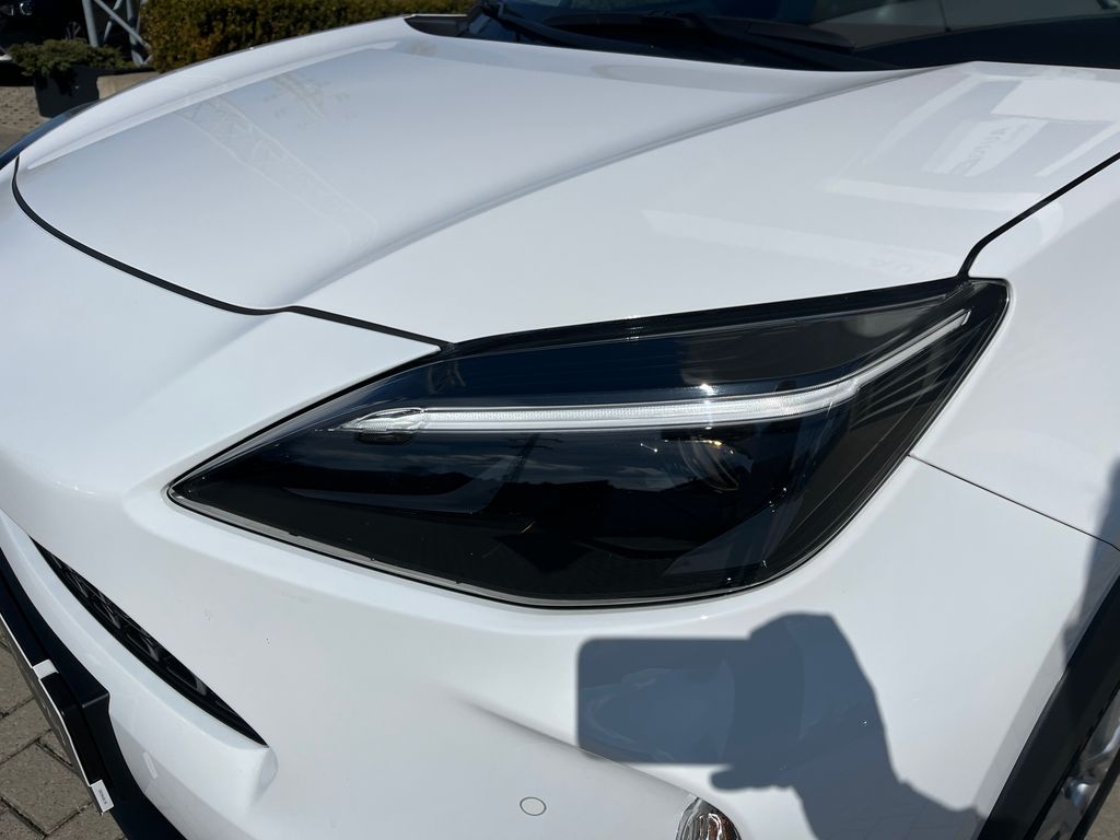 toyota-yaris-cross-1-5-hybrid-e-cvt-4x4-comfort - 9