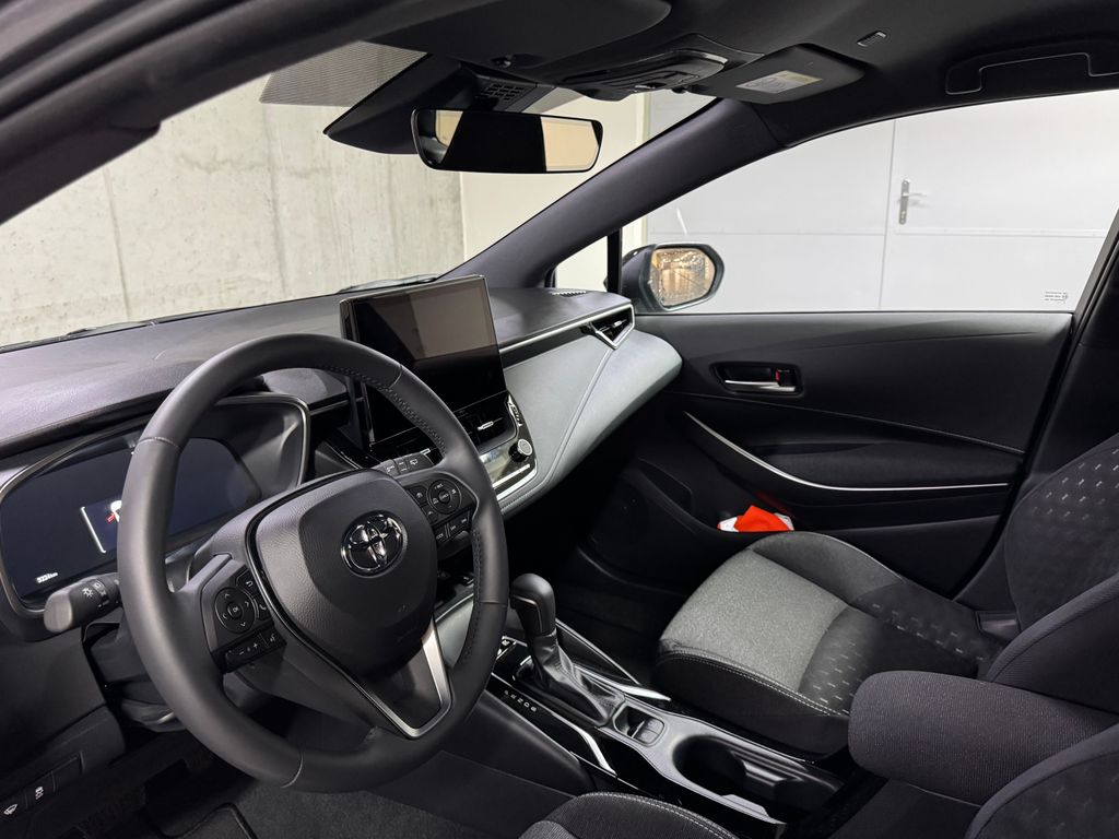 toyota-corolla-1-8-hybrid-ts-comfort-tech - 8